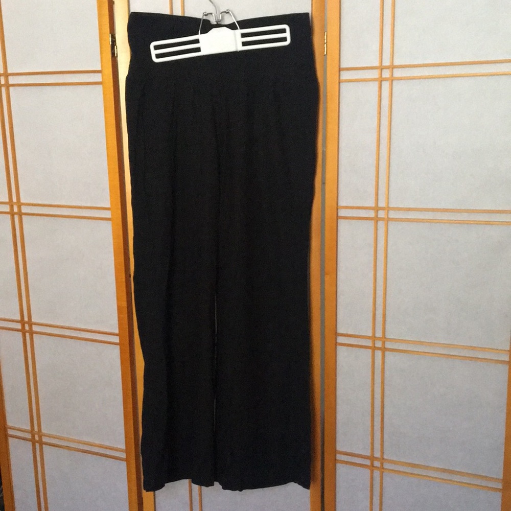 Linen wide leg maternity pants, black (Old Navy)